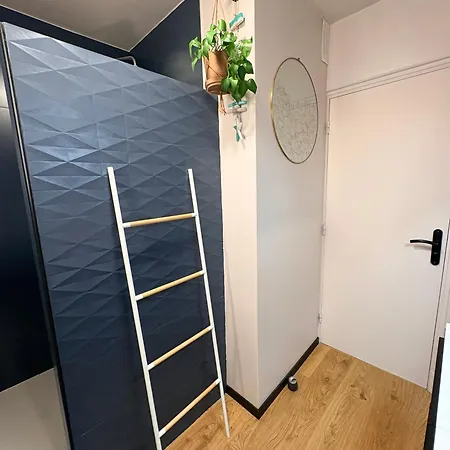 בית אירוח Ne Cherche Plus, Tu As Trouve Un Cocon Cosy A מונפלייה