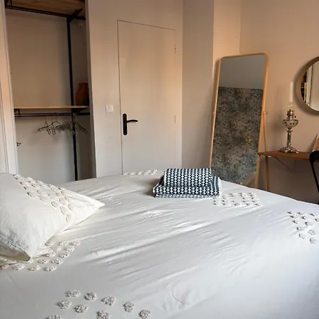 Quarto em Acomodações Particulares Ne Cherche Plus, Tu As Trouvé Un Cocon Cosy à